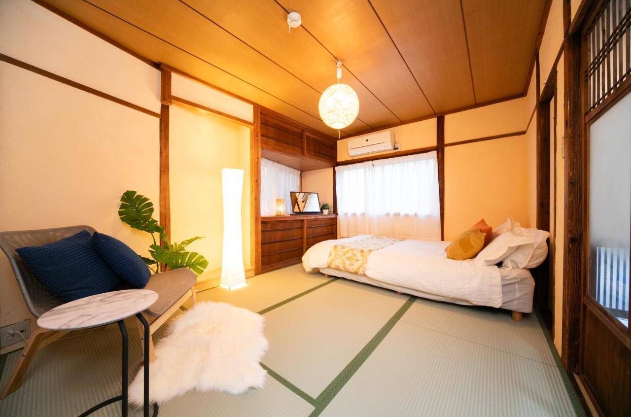 Very Convenient To Kyosera Dome Osaka Exterior photo