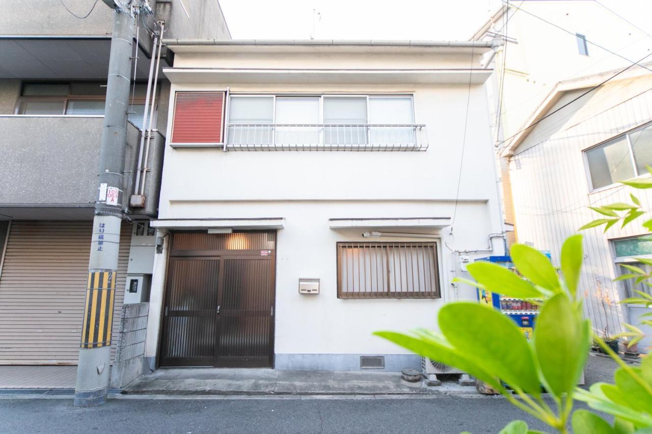 Very Convenient To Kyosera Dome Osaka Exterior photo